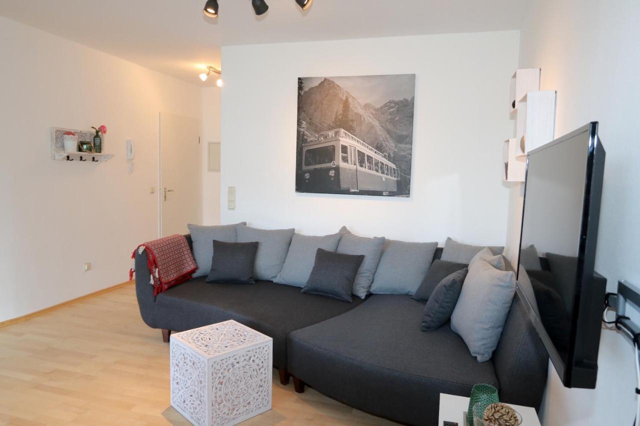 Ferienwohnung Frischluft ガルミッシュ・パルテンキルヒェン エクステリア 写真