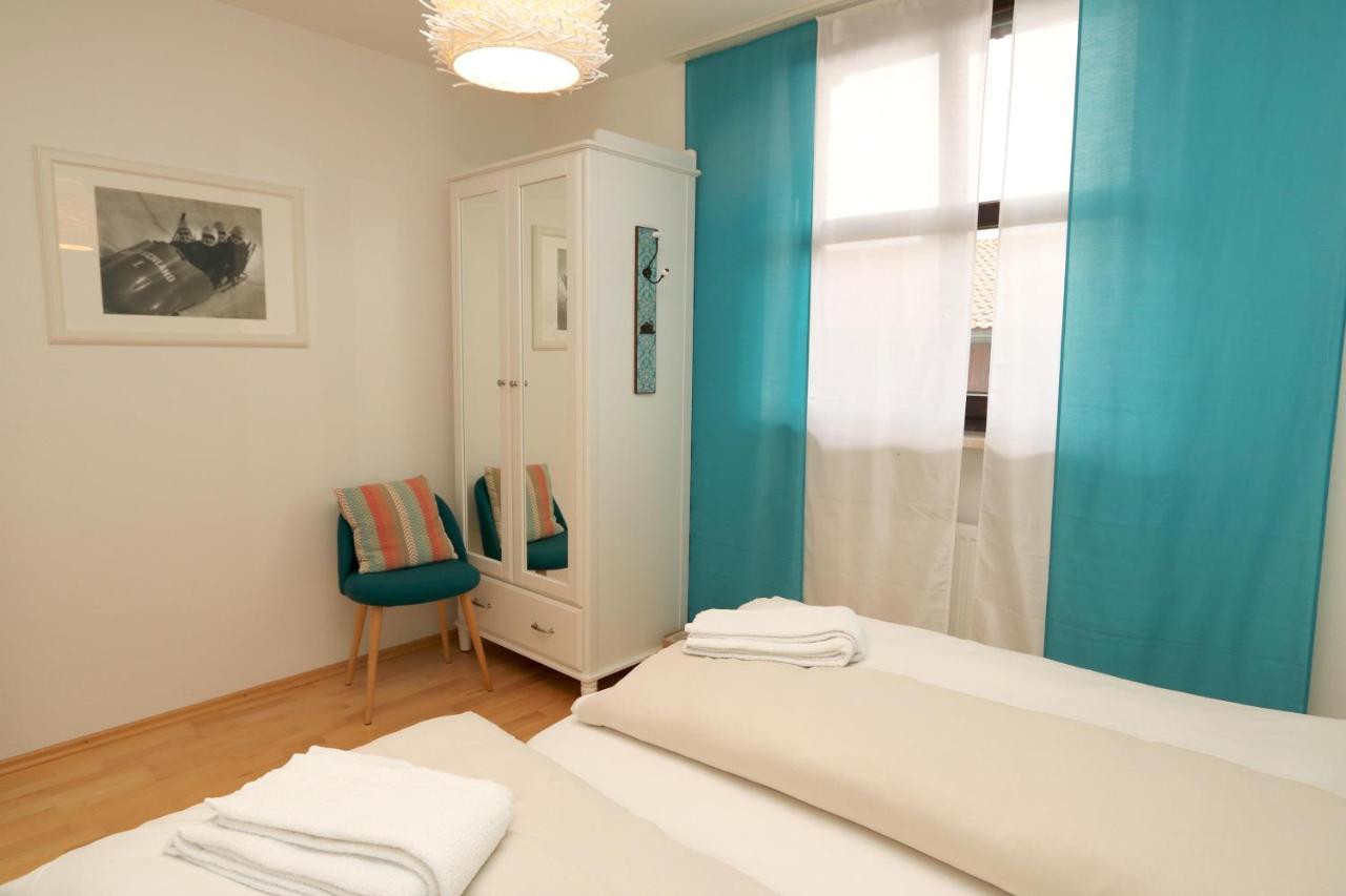 Ferienwohnung Frischluft ガルミッシュ・パルテンキルヒェン エクステリア 写真